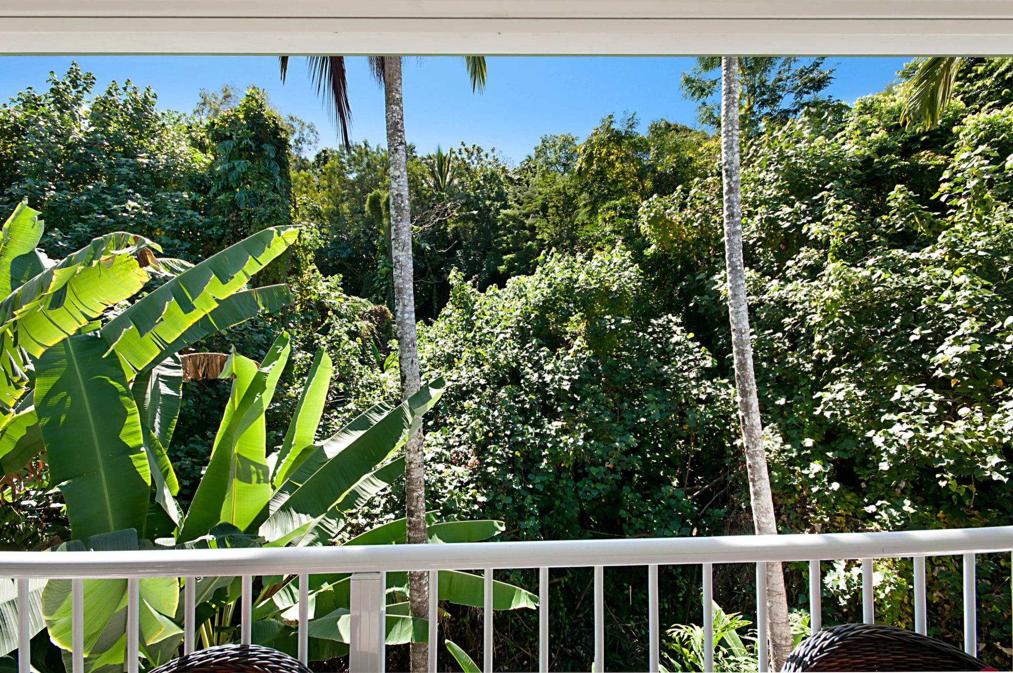 By The Sea Port Douglas Exteriör bild
